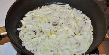 жареные лесные грибы с картофелем