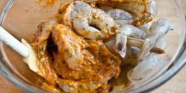 шашлычки из креветок на гриле