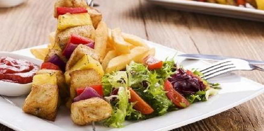 Рецепт шашлычков из курицы с ананасом