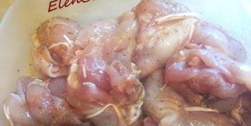 шашлычки из курочки с молодой картошечкой и шампиньонами