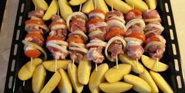 шашлычок по-домашнему с картошечкой