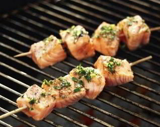 Шашлык из рыбы на мангале