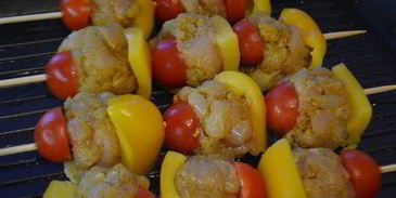 шашлыки из рубленного мяса с овощами