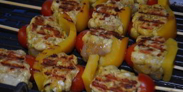 шашлыки из рубленного мяса с овощами