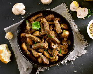 Запеченный шашлык из говядины с шампиньонами