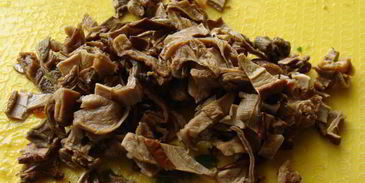 капустный шницель с грибами и овощами