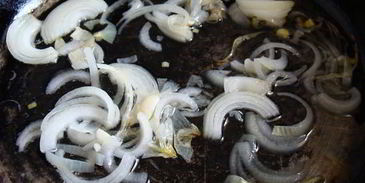 капустный шницель с грибами и овощами