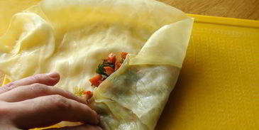 капустный шницель с грибами и овощами