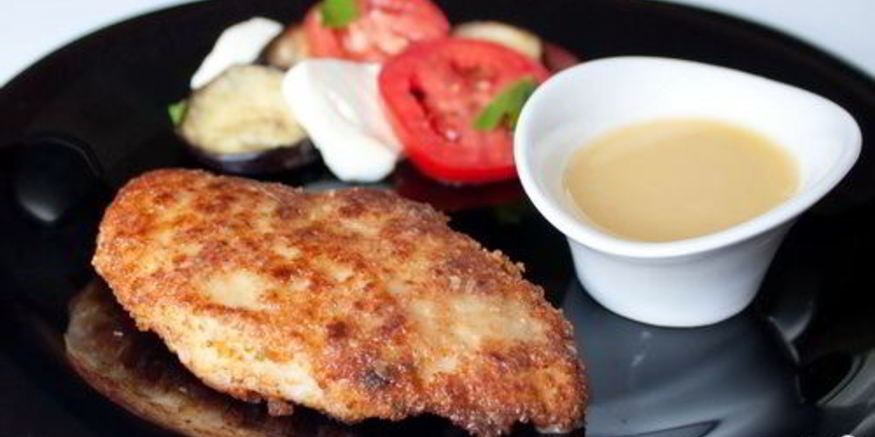 Рецепт куриных шницелей с пармезаном