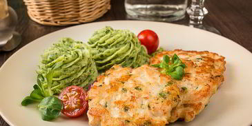 рубленые шницели из курицы с сыром