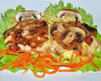 Шницель из индейки по-милански