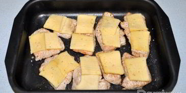 шницель из индейки по-милански