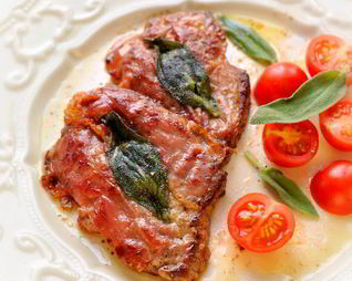 Шницель из телятины с прошутто и шалфеем