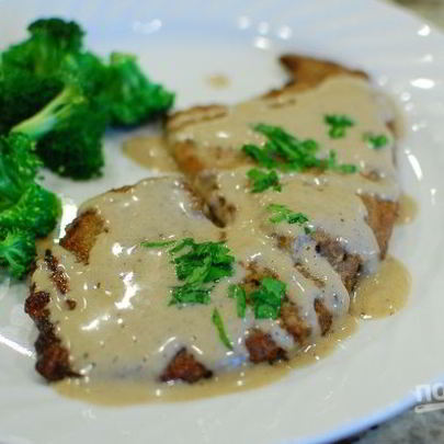 Говяжий стейк с молочной подливой