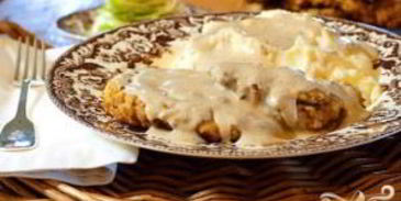 куриный стейк с соусом