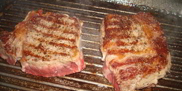 рибай стейк с овощами гриль