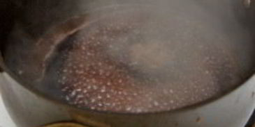 стейк из говядины с грибным соусом