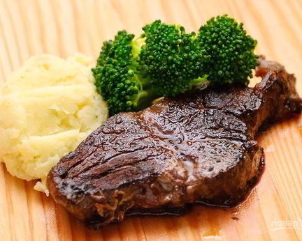 Стейк из говядины в духовке