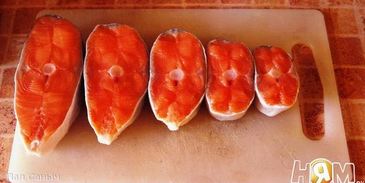 стейк из кижуча в соке красного апельсина