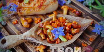 стейк из свинины на сковороде