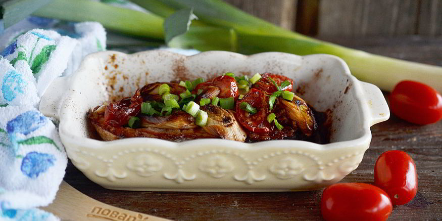 Рецепт стейка лосося, запеченный с помидорами черри