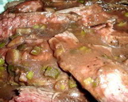 Стейк с чесночно-винным соусом