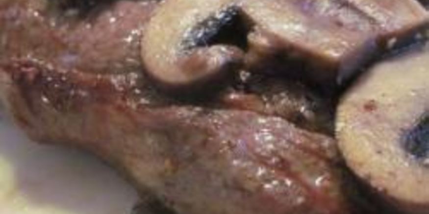 Рецепт стейка с грибами