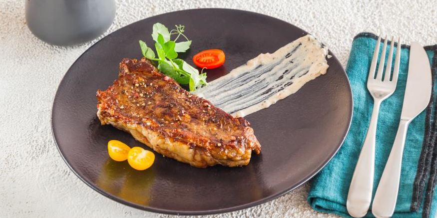 Рецепт стейка с перечным соусом