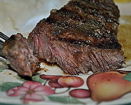 Стейк в лаймовом маринаде