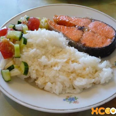 Стейки красной рыбы в духовке