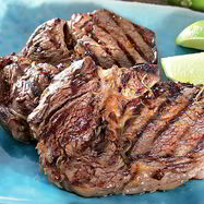 Рецепт Стейков в пикантном маринаде из лайма и ананаса