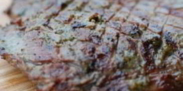 стейки в зеленом маринаде