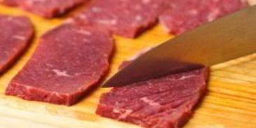 жареный стейк