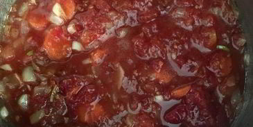 домашние тефтели в томатном соусе с зеленым булгуром