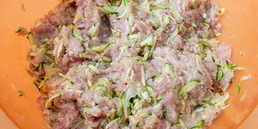 кабачковые тефтели в томатном соусе