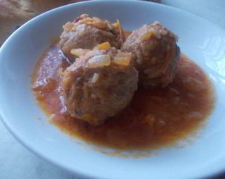 Мясные тефтели с рисом, в томатном соусе Ностальгия