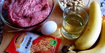 тефтели с бананами, кешью и карри