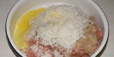 тефтели в сметанном соусе