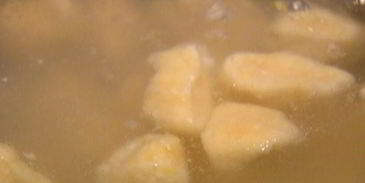 ленивые вареники с клубникой и базиликом