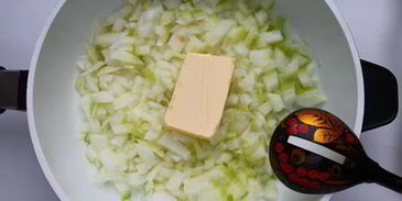 вареники с картошкой и жаренным луком