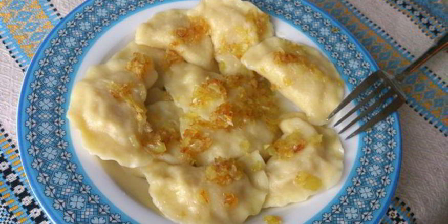 Рецепт вареников с квашеной капустой и картошкой