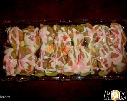 Вареники с вишней и вишневым соусом