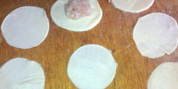 заварные пельмешки с куриным мясом