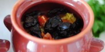 куриное жаркое в горшочках