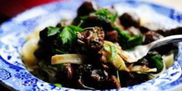 жаркое из говядины с грибами