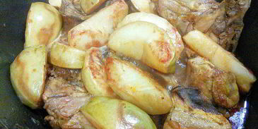 жаркое из курицы с айвой