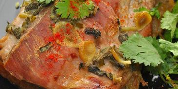 жаркое из свинины с шалфеем и медом