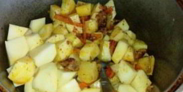 жаркое по-домашнему из свинины с картошкой