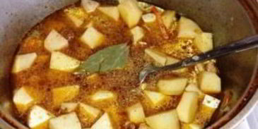 жаркое по-домашнему из свинины с картошкой