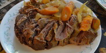 жаркое с горчицей и кленовым сиропом в медленноварке